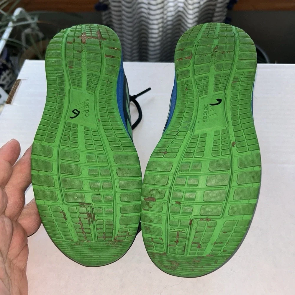Adidas AltaRun Kids Size 2 Black Green Blue Athletic‎ Running Shoes AH2420
